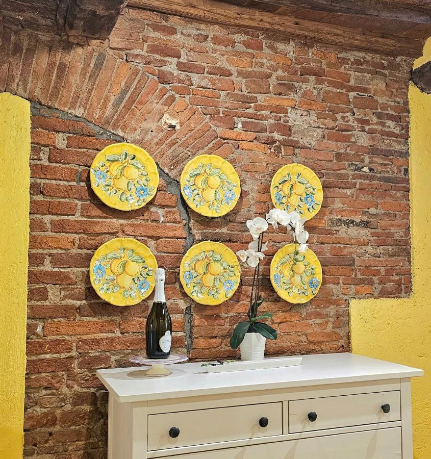 Cozybricks In Lucca - Apartments In Lucca Historical Center - Air Cond & Wifi - Экстерьер фото